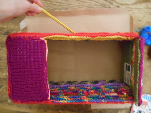knitted model bus